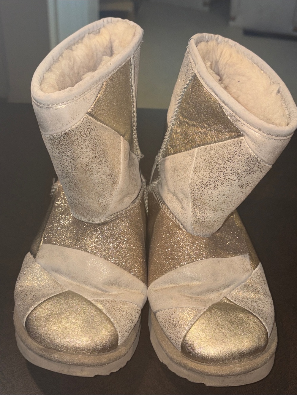 UGG Kids Metallic Gold Glitter Shearling-Lined Boots